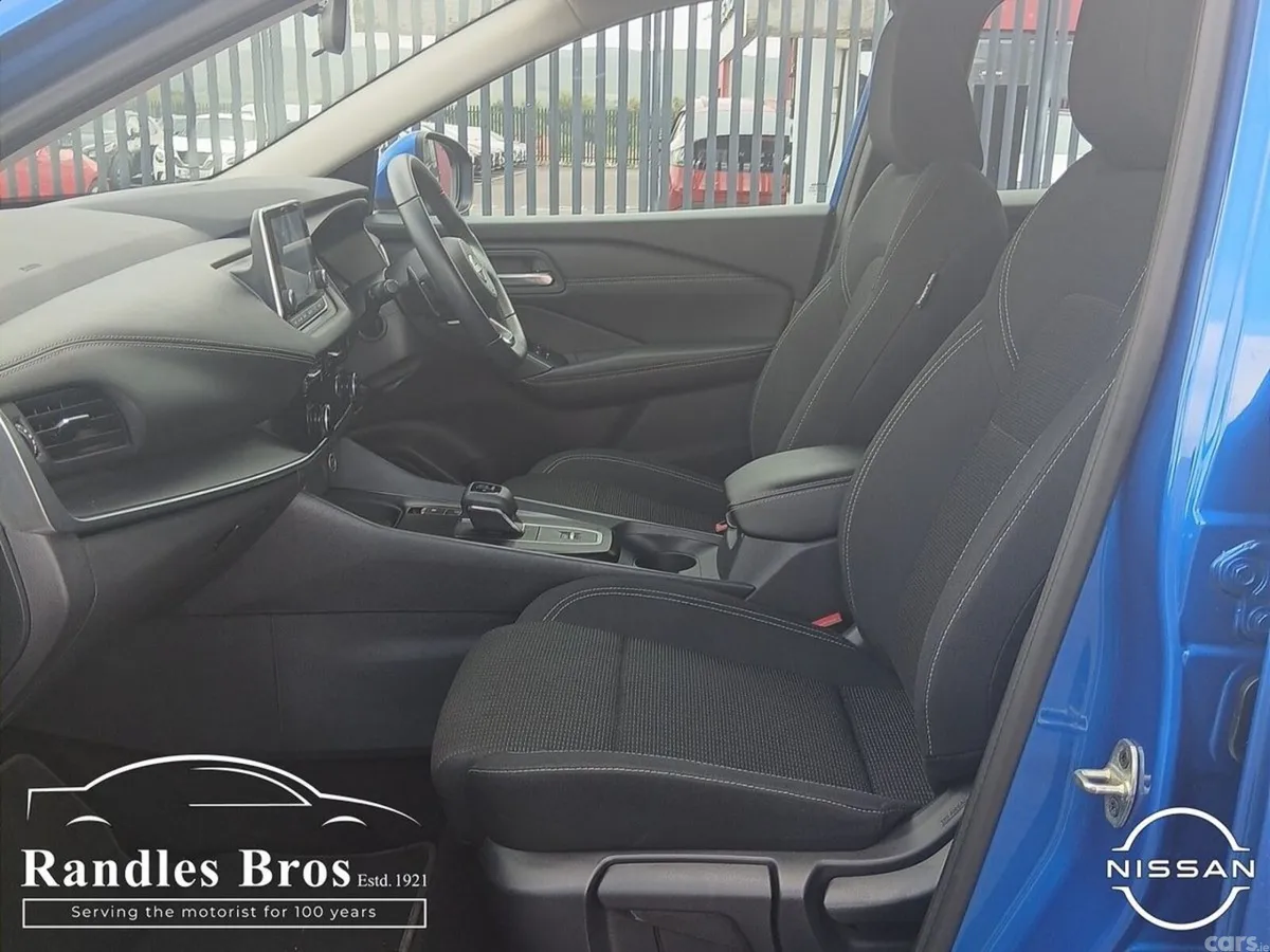 Nissan Qashqai MPV, Petrol, 2023, Blue