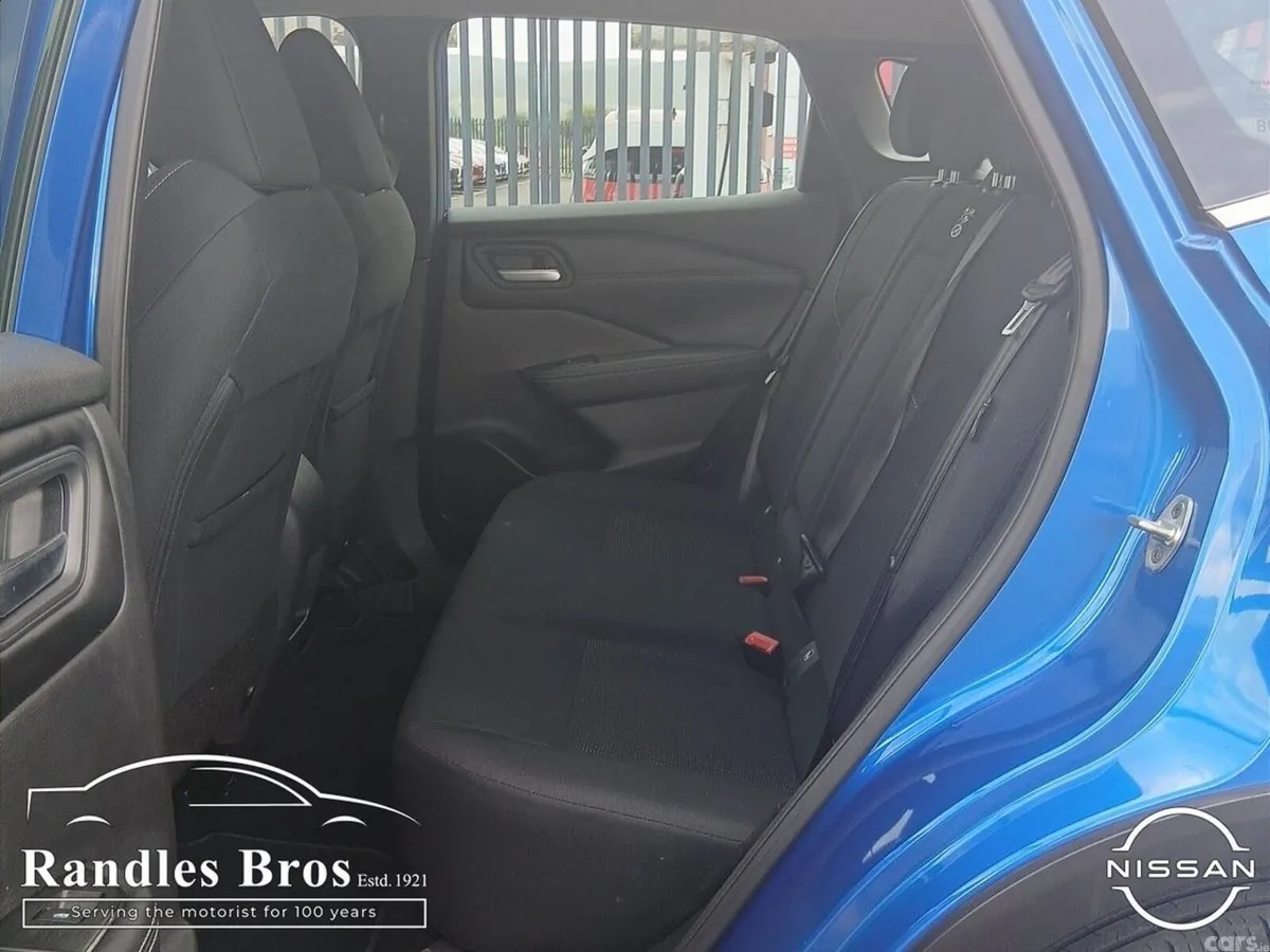 Nissan Qashqai MPV, Petrol, 2023, Blue