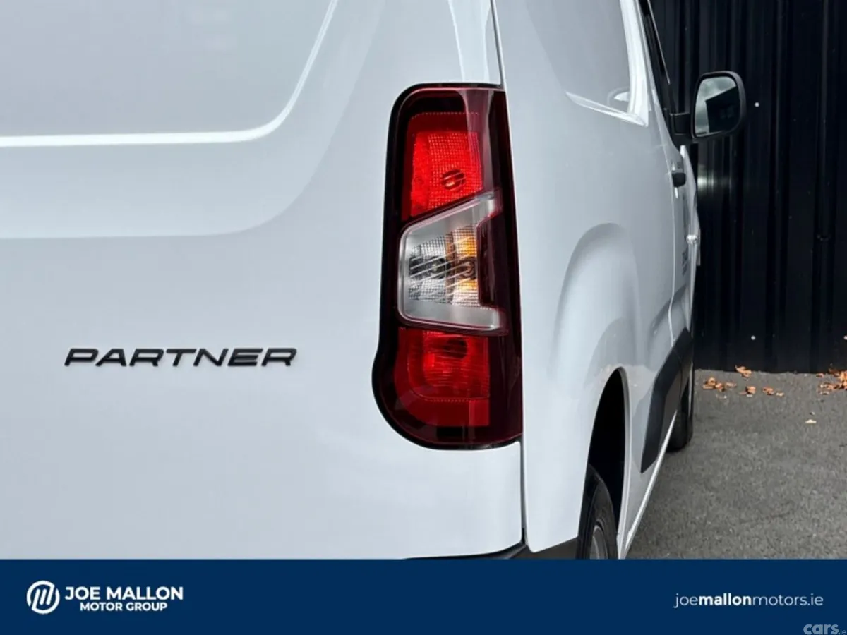 Peugeot Partner MPV, Diesel, 2026, White