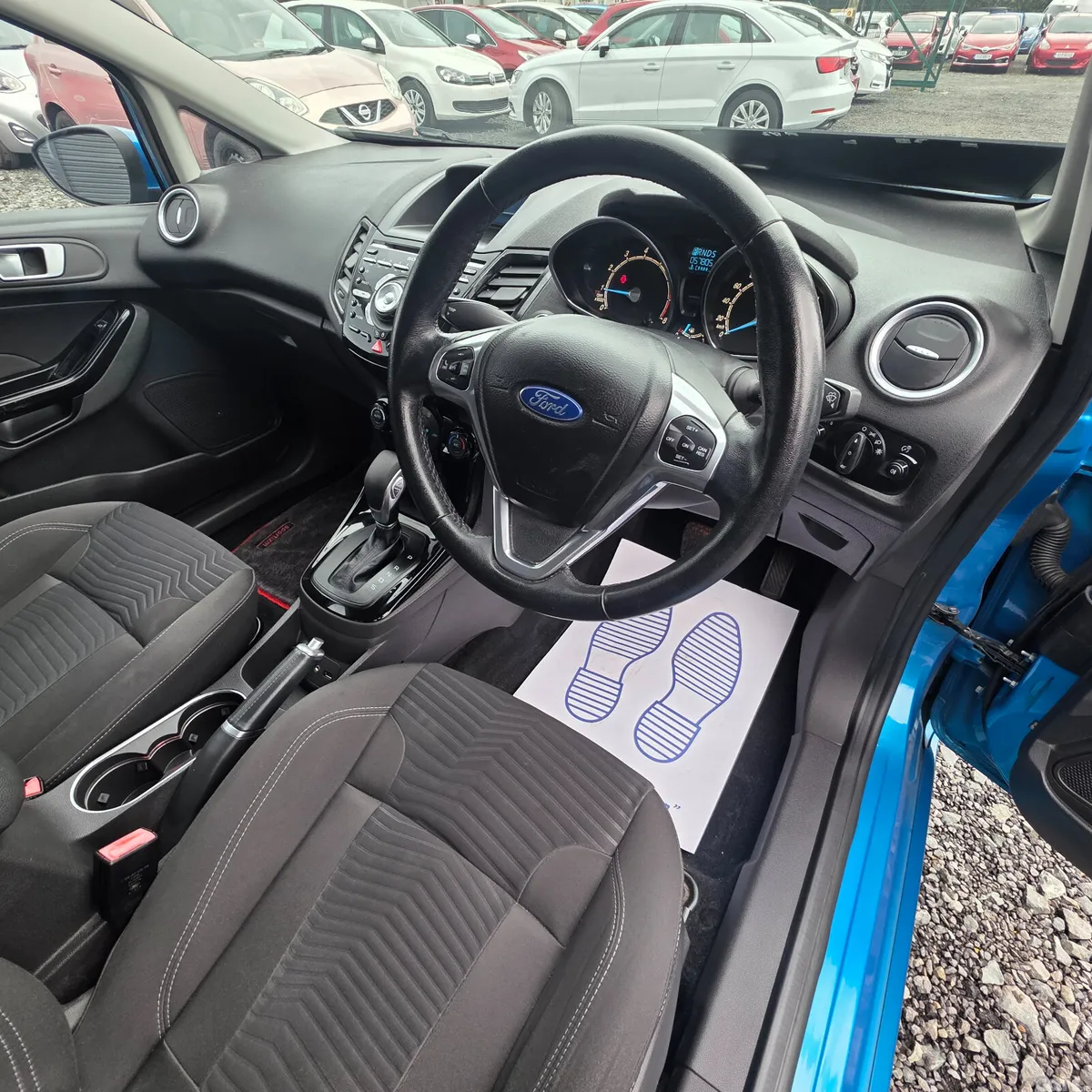 Ford Fiesta Hatchback, Petrol, 2015, Blue