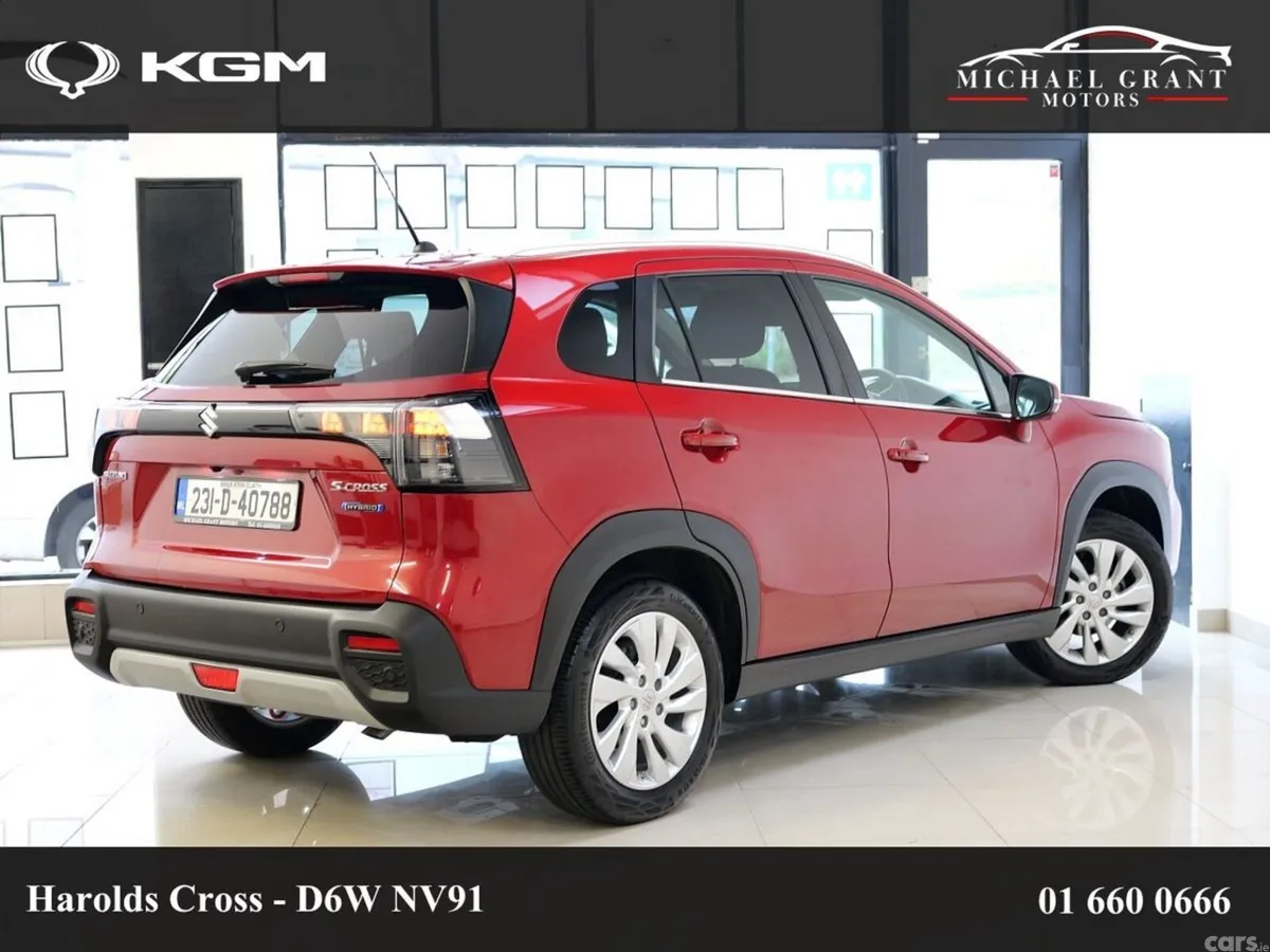 Suzuki SX4 S-Cross SUV, Petrol Hybrid, 2023, Red