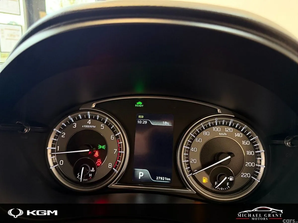 Suzuki SX4 S-Cross SUV, Petrol Hybrid, 2023, Red