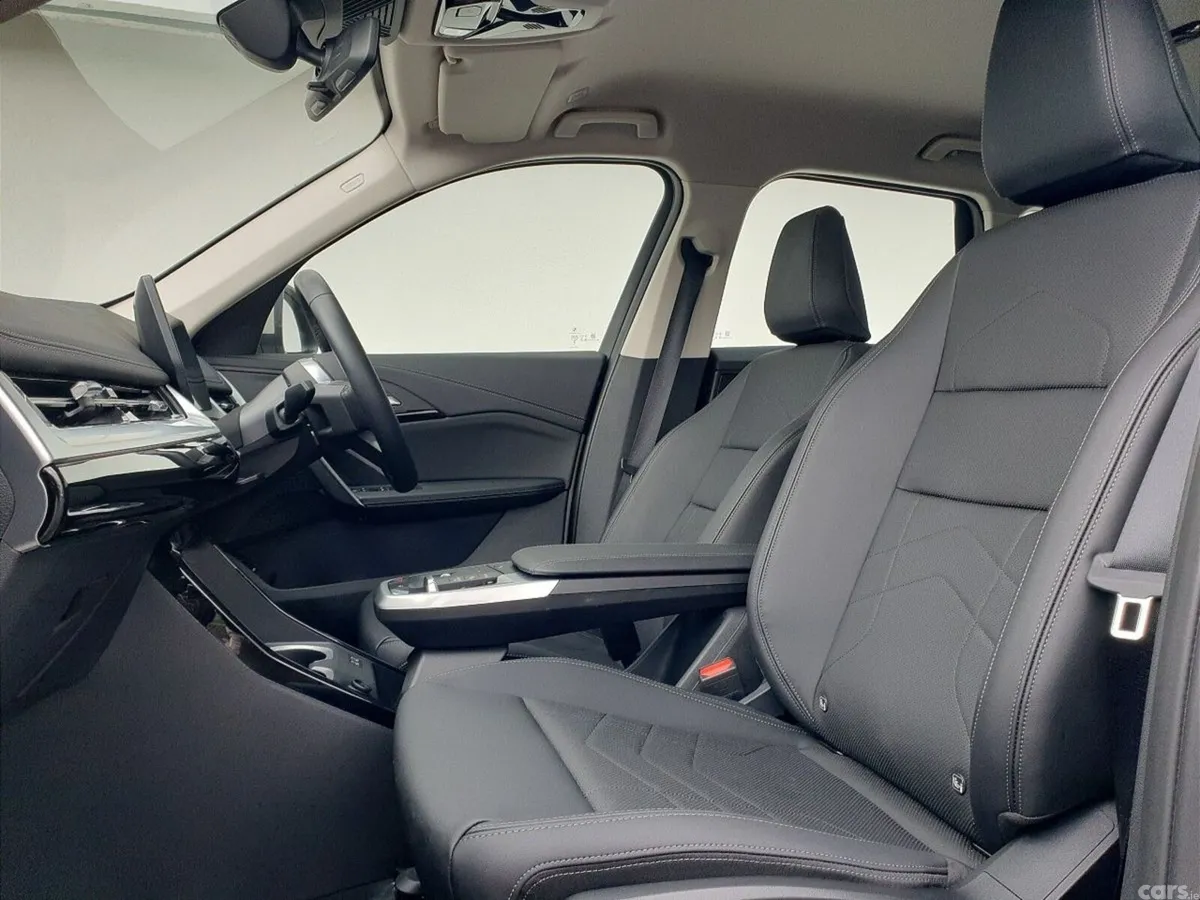 BMW iX1 Estate, Electric, 2026, Grey