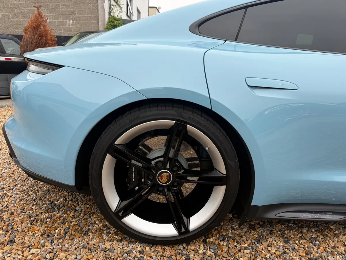 Porsche Taycan Saloon, Electric, 2023, Blue