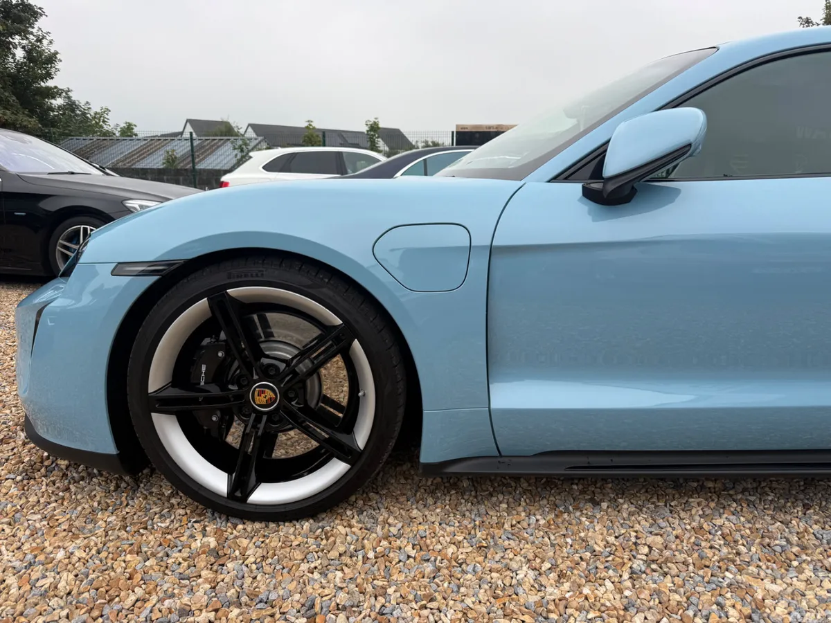 Porsche Taycan Saloon, Electric, 2023, Blue