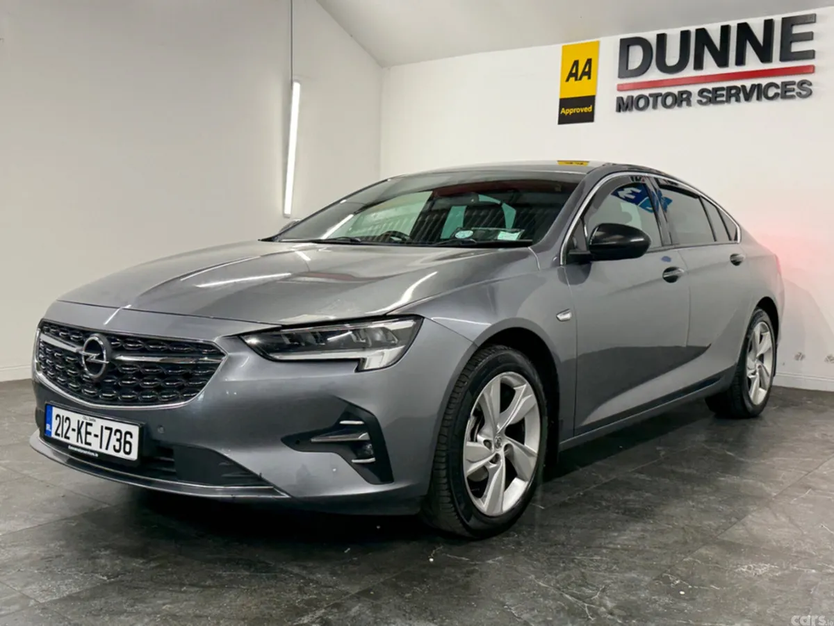 Opel Insignia Hatchback, Diesel, 2021, Grey