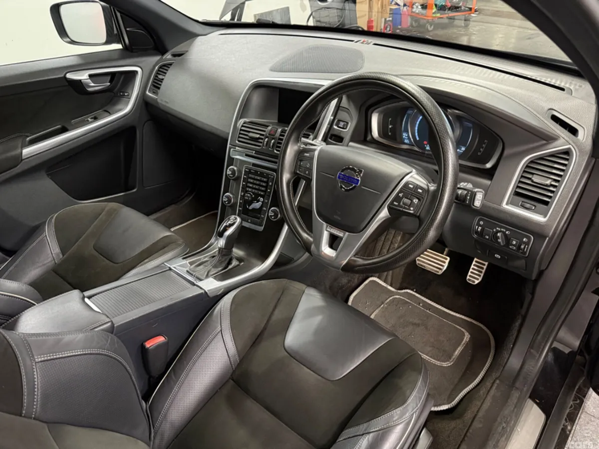 Volvo XC60 Estate, Diesel, 2015, Black