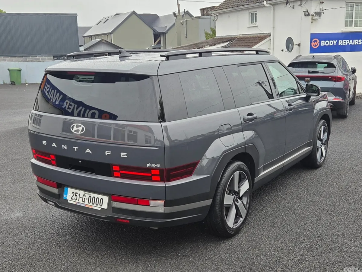 Hyundai Santa Fe Estate, Petrol Plug-in Hybrid, 2025, Grey