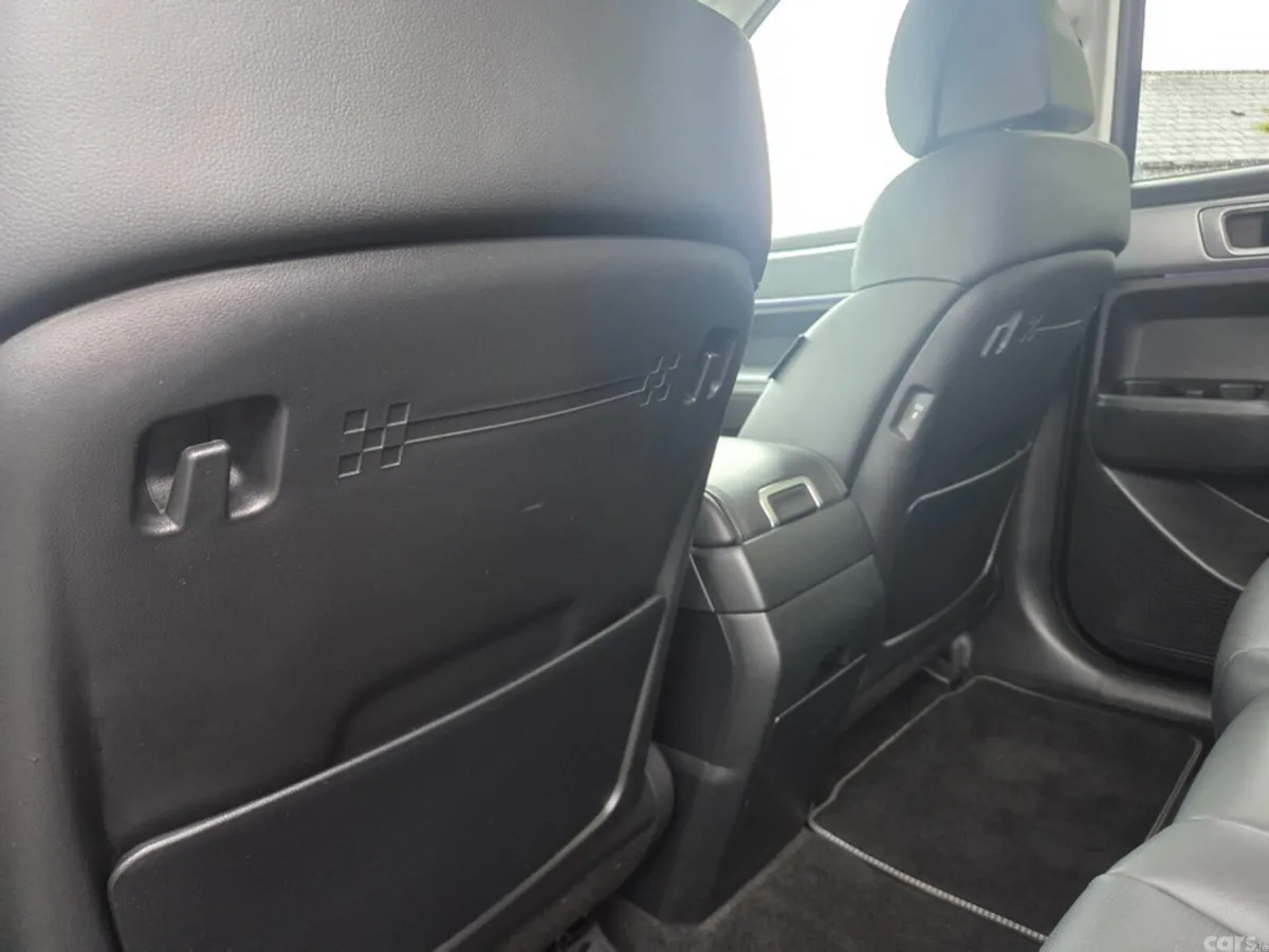Hyundai Santa Fe Estate, Petrol Plug-in Hybrid, 2025, Grey