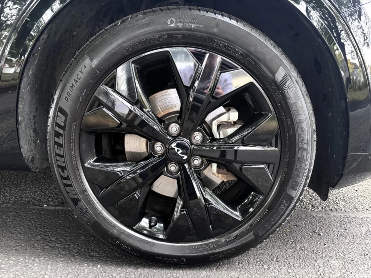 Kia Sportage MPV, Petrol Plug-in Hybrid, 2025, Black