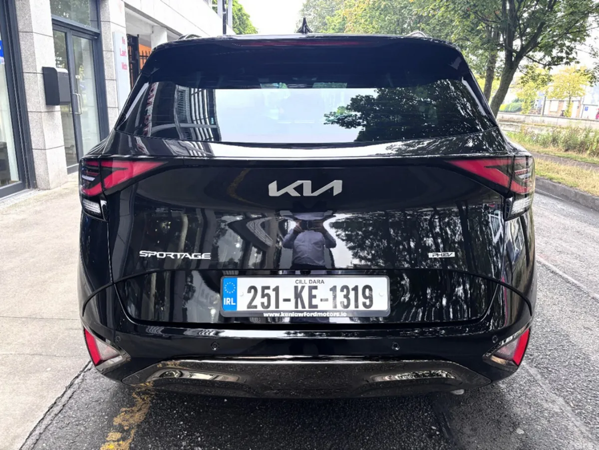 Kia Sportage MPV, Petrol Plug-in Hybrid, 2025, Black