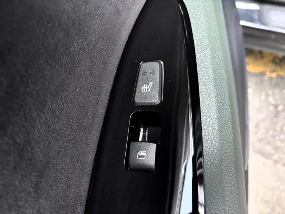 Kia Sportage MPV, Petrol Plug-in Hybrid, 2025, Black