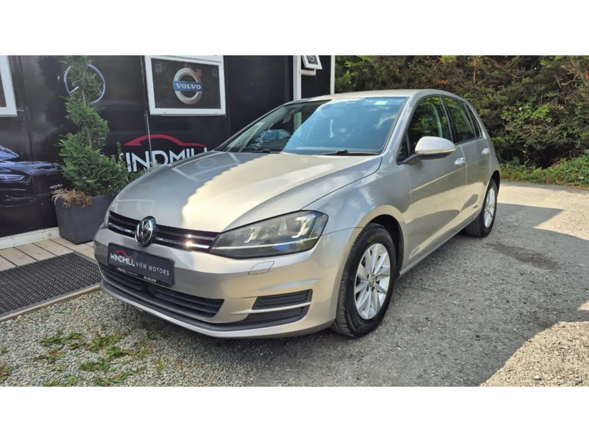 Volkswagen Golf Hatchback, Petrol, 2016, Silver