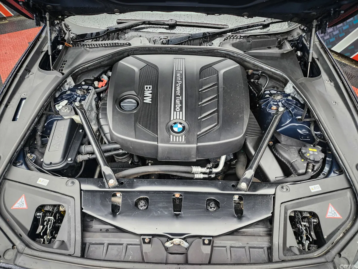 BMW 5-Series Saloon, Diesel, 2014, Blue