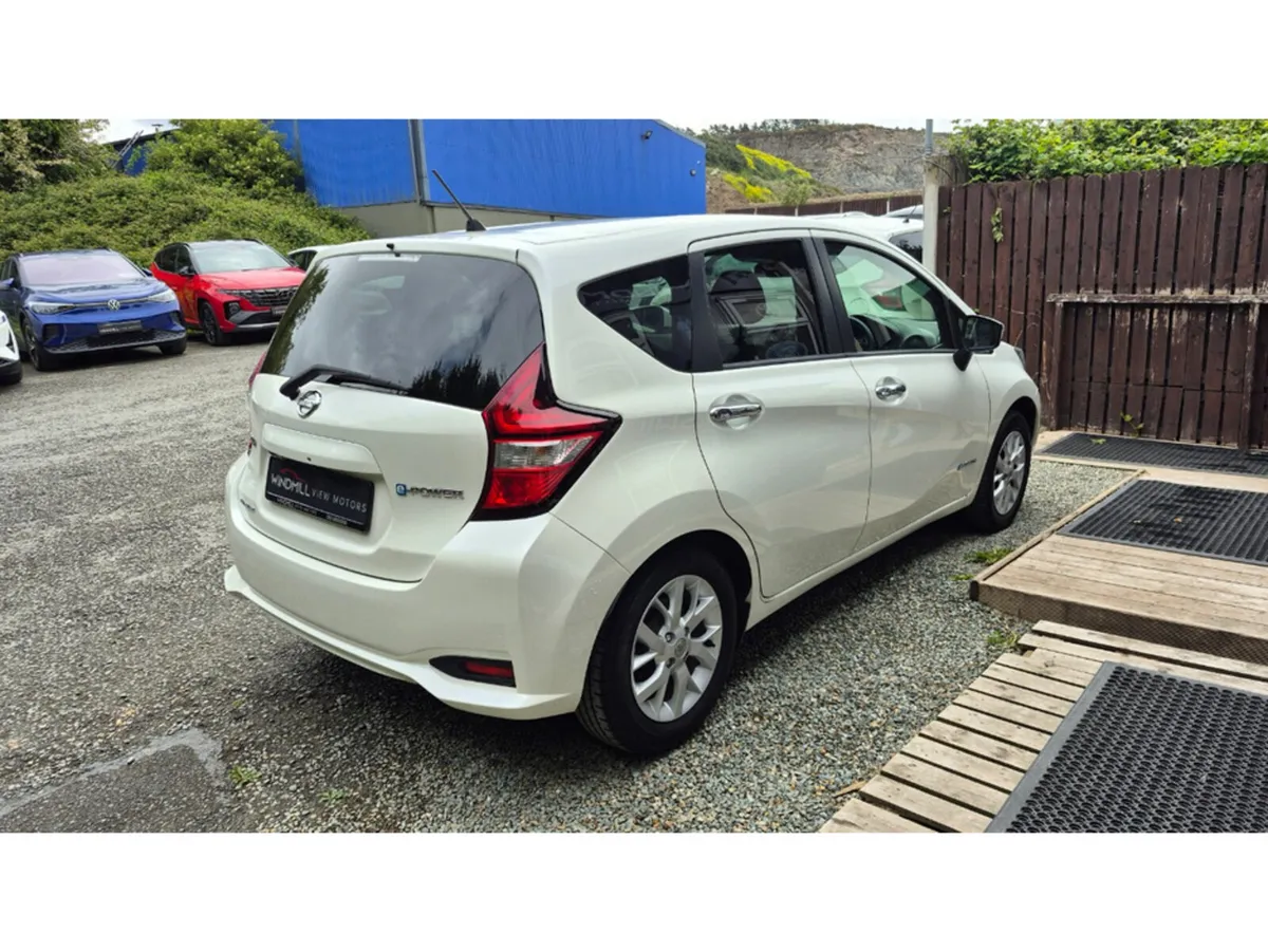 Nissan Note MPV, Petrol Hybrid, 2017, White