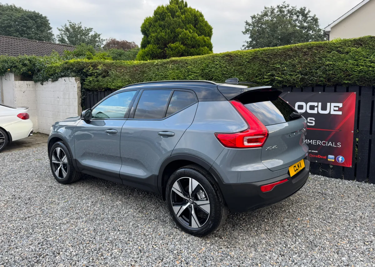 Volvo XC40 SUV, Petrol Hybrid, 2021, Grey
