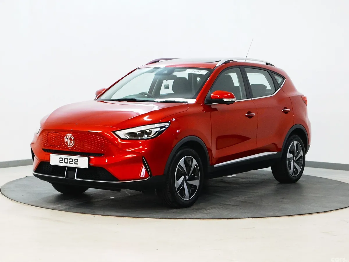 MG ZS SUV, Petrol, 2023, Red