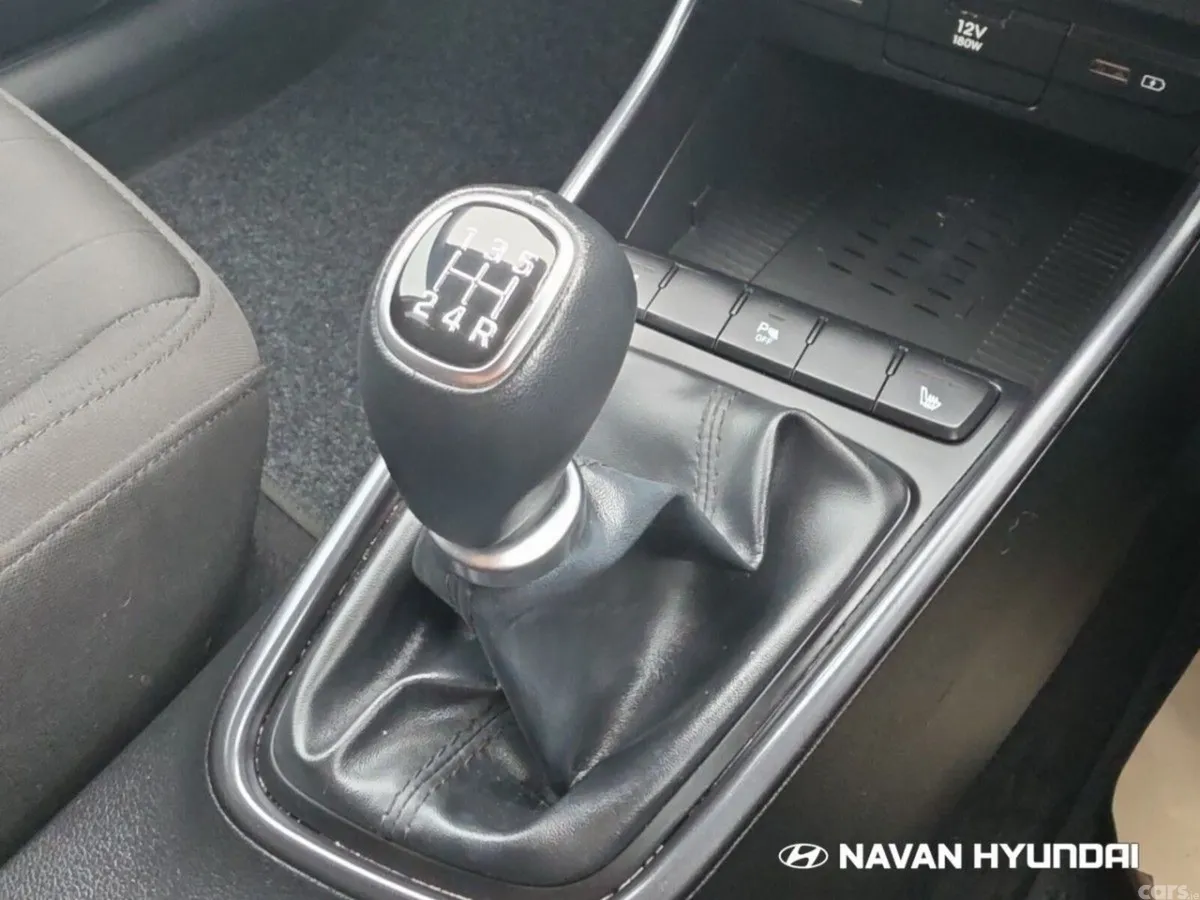 Hyundai Bayon Estate, Petrol, 2021, Red