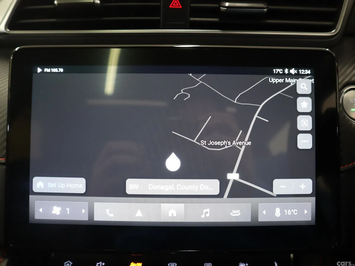 MG ZS SUV, Petrol, 2023, Red