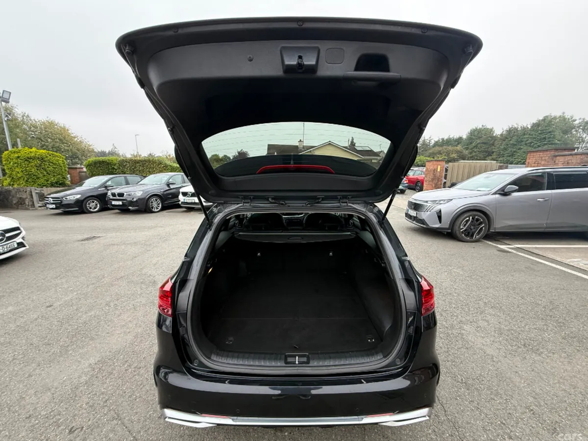Kia Ceed Estate, Petrol Plug-in Hybrid, 2022, Black