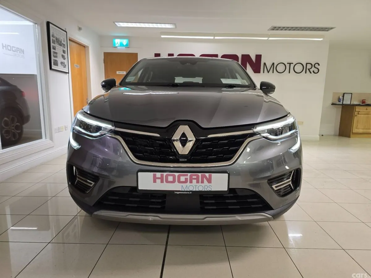 Renault Arkana Hatchback, Petrol, 2023, Grey