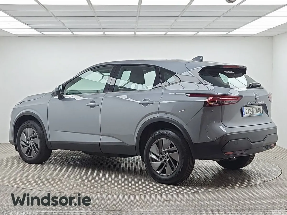 Nissan Qashqai MPV, Petrol, 2024, Grey