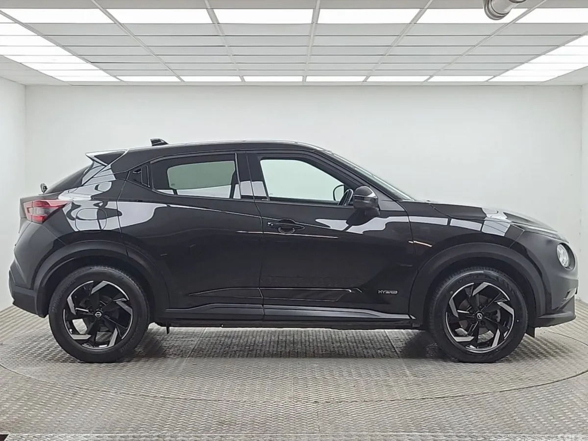 Nissan Juke SUV, Petrol Hybrid, 2024, Black
