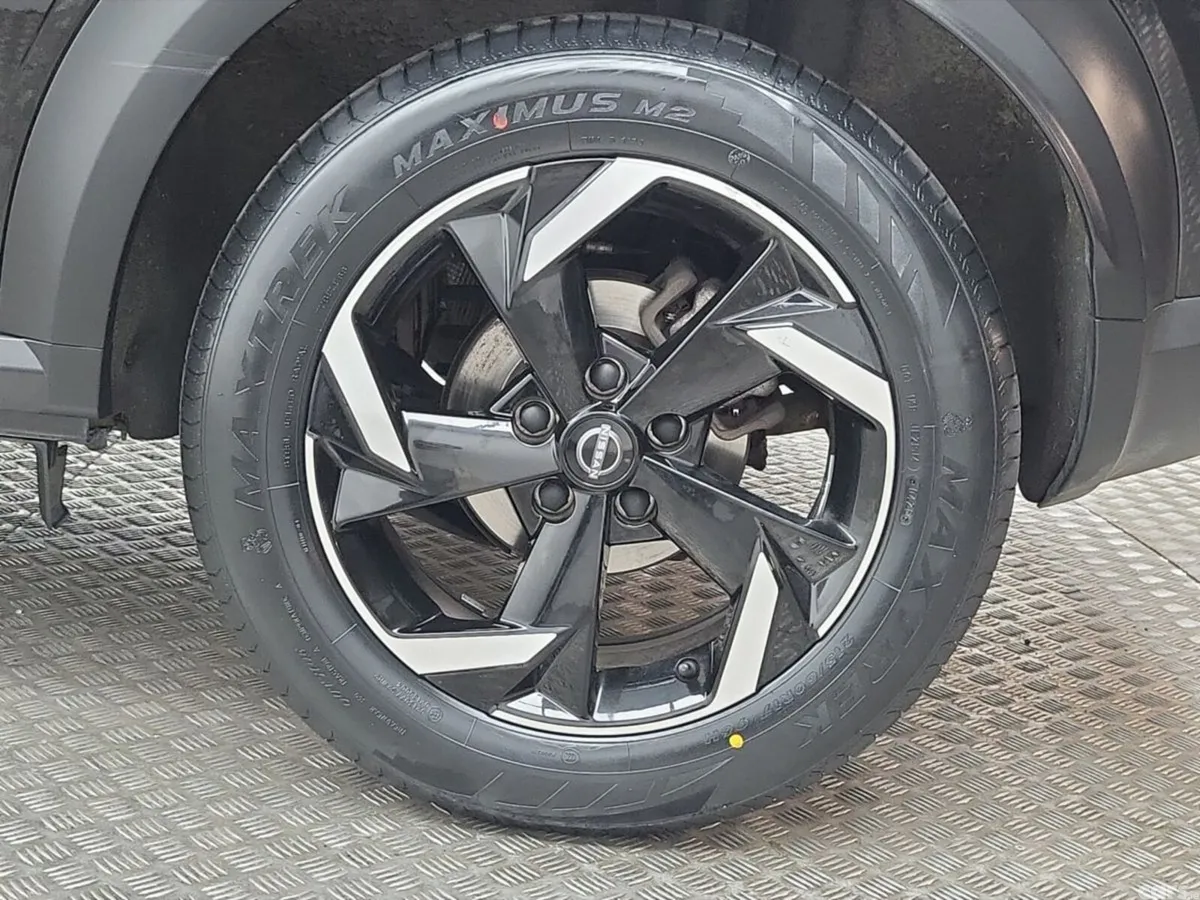 Nissan Juke SUV, Petrol Hybrid, 2024, Black