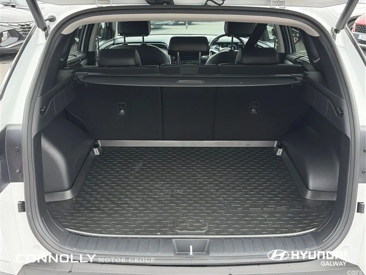 Hyundai Tucson SUV, Petrol Hybrid, 2024, White