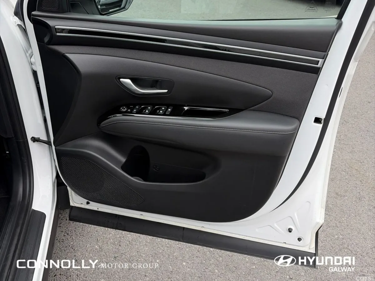 Hyundai Tucson SUV, Petrol Hybrid, 2024, White