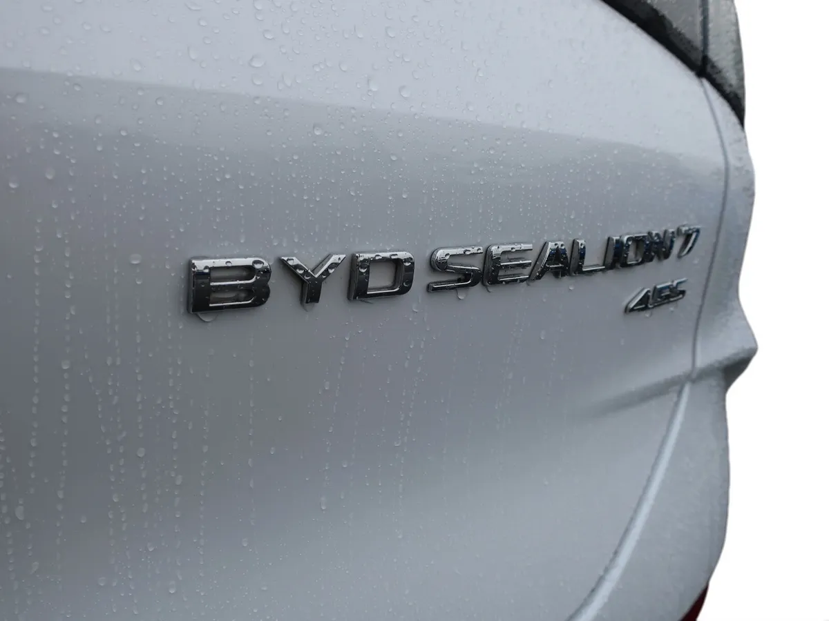 BYD SEALION 7 Hatchback, Electric, 2026, White