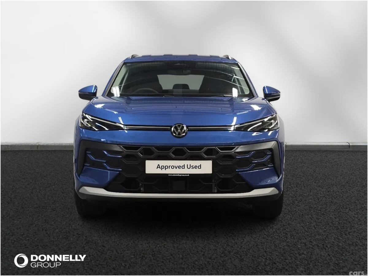 Volkswagen T-Roc Hatchback, Petrol, 2026, Blue