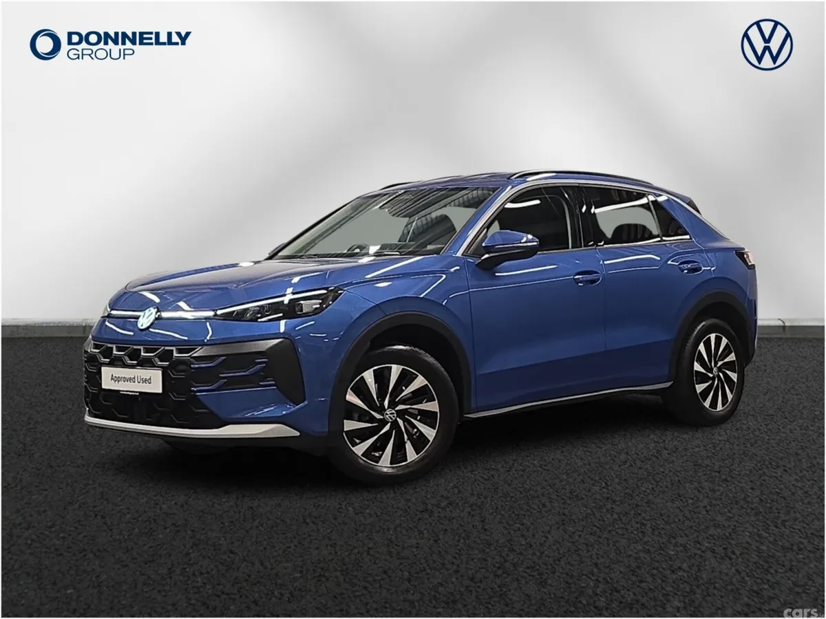 Volkswagen T-Roc Hatchback, Petrol, 2026, Blue