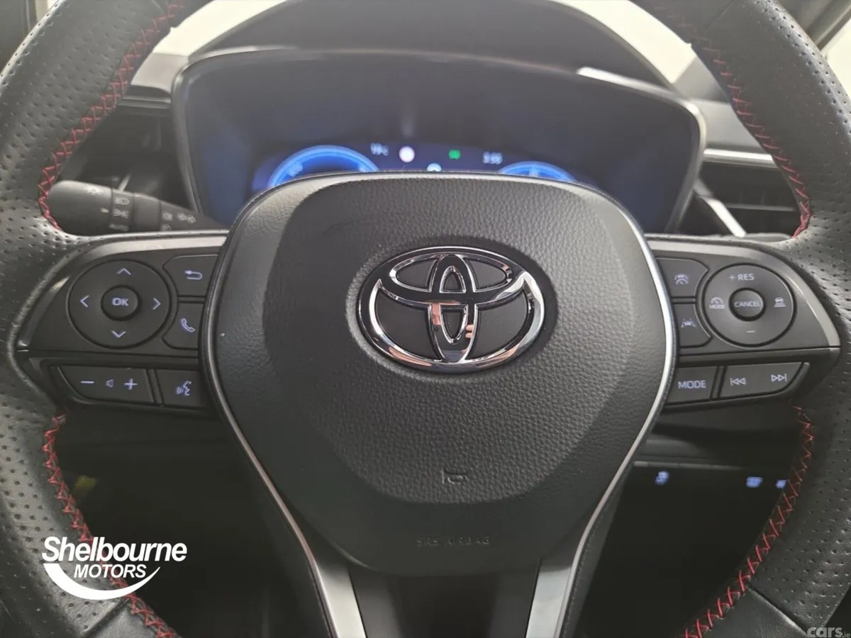 Toyota Corolla Hatchback, Petrol Hybrid, 2023, White