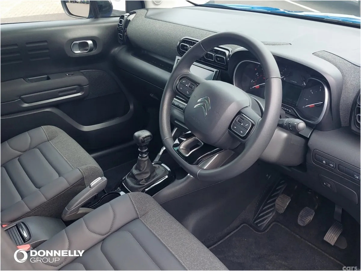 Citroen C3 Aircross Hatchback, Petrol, 2023, Blue