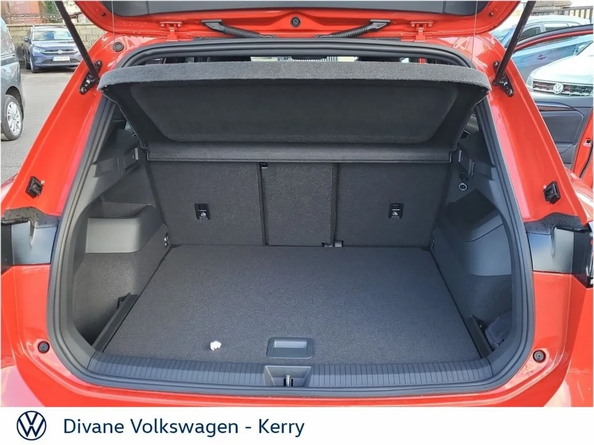 Volkswagen Tiguan SUV, Diesel, 2025, Red