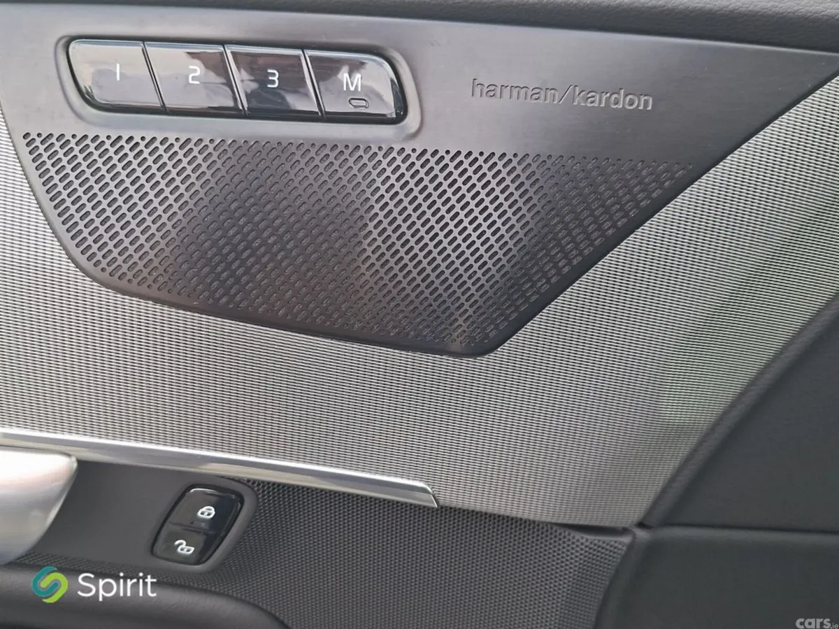 Volvo XC90 SUV, Petrol Plug-in Hybrid, 2023, Grey