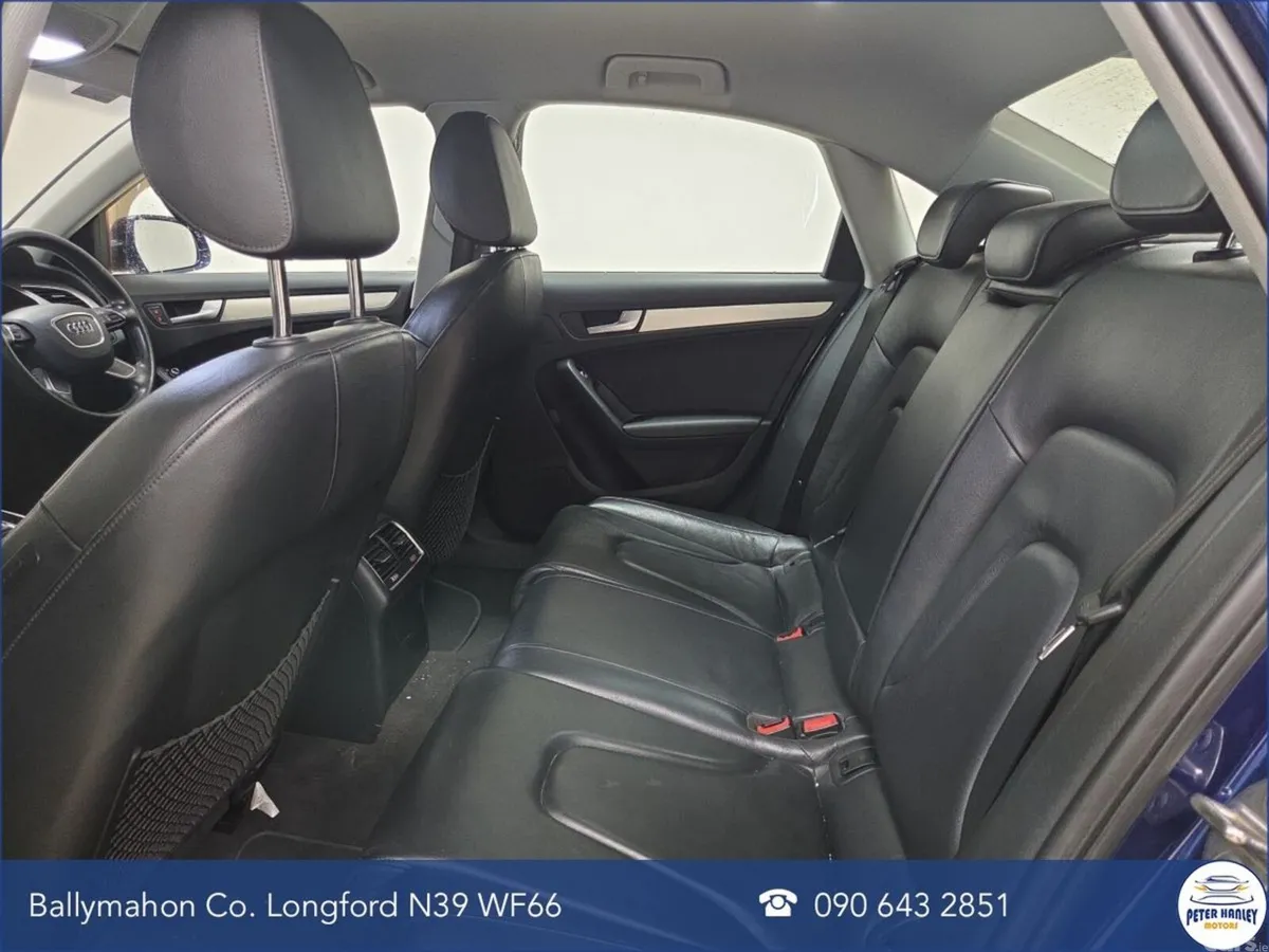 Audi A4 Saloon, Diesel, 2013, Blue