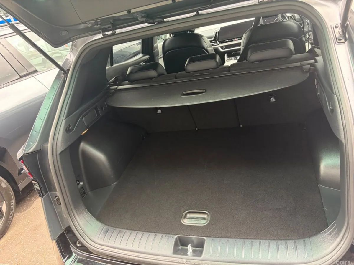 Kia Sportage SUV, Petrol Hybrid, 2025, Grey
