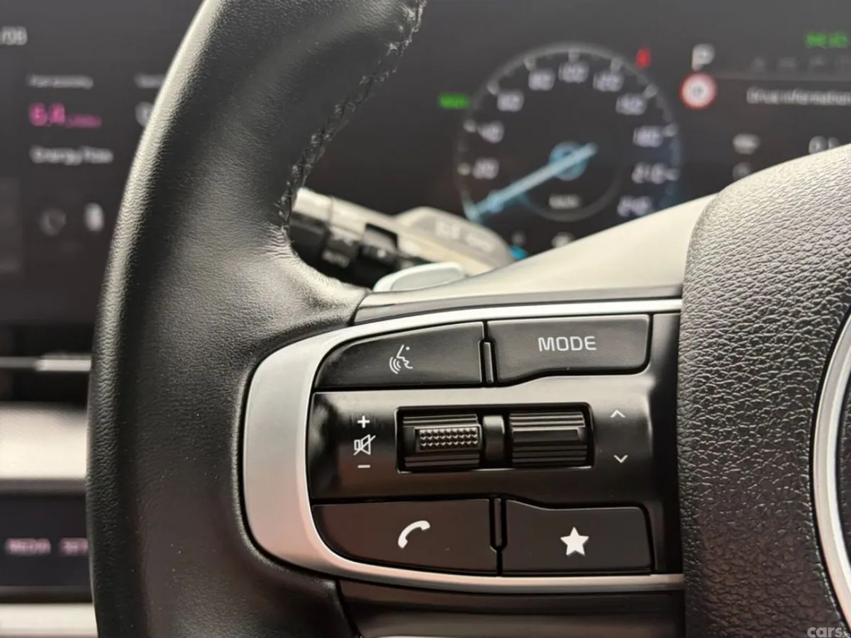 Kia Sportage SUV, Petrol Hybrid, 2025, Grey