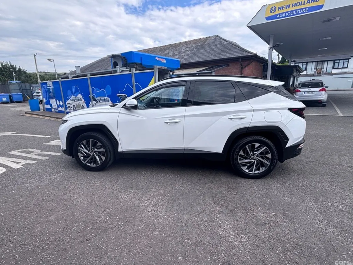 Hyundai Tucson SUV, Diesel, 2024, White
