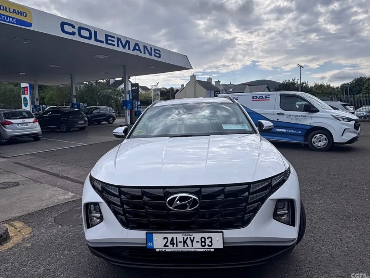 Hyundai Tucson SUV, Diesel, 2024, White