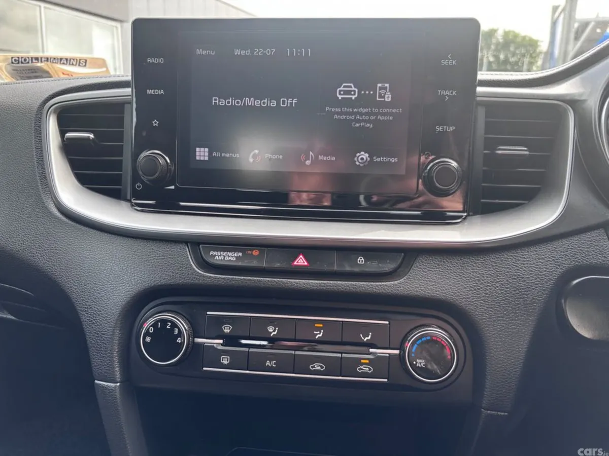 Kia Ceed Hatchback, Diesel Hybrid, 2023, Grey