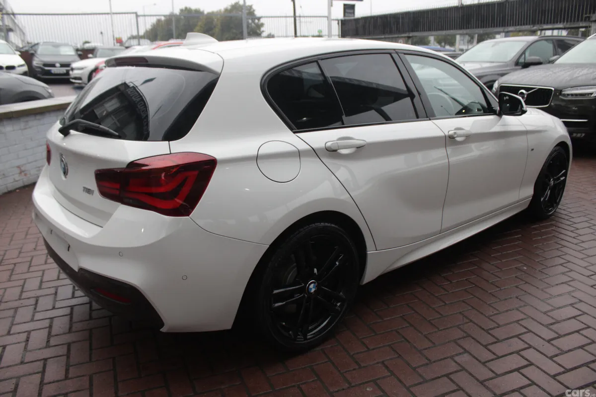 BMW 1-Series Hatchback, Petrol, 2019, White
