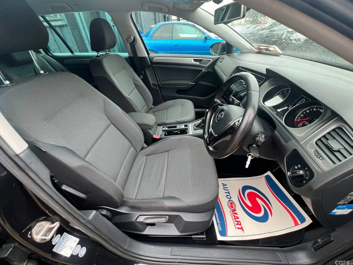 Volkswagen Golf Hatchback, Petrol, 2014, Black
