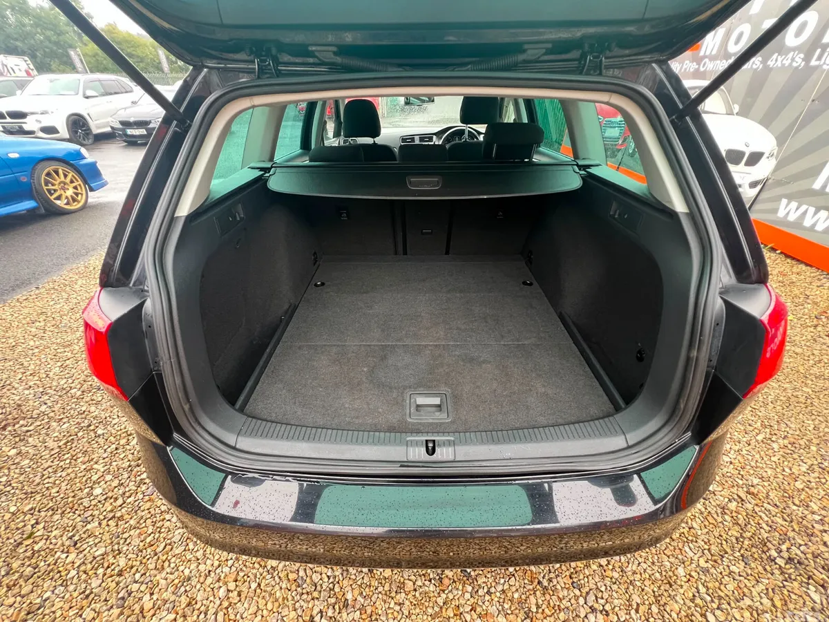 Volkswagen Golf Hatchback, Petrol, 2014, Black