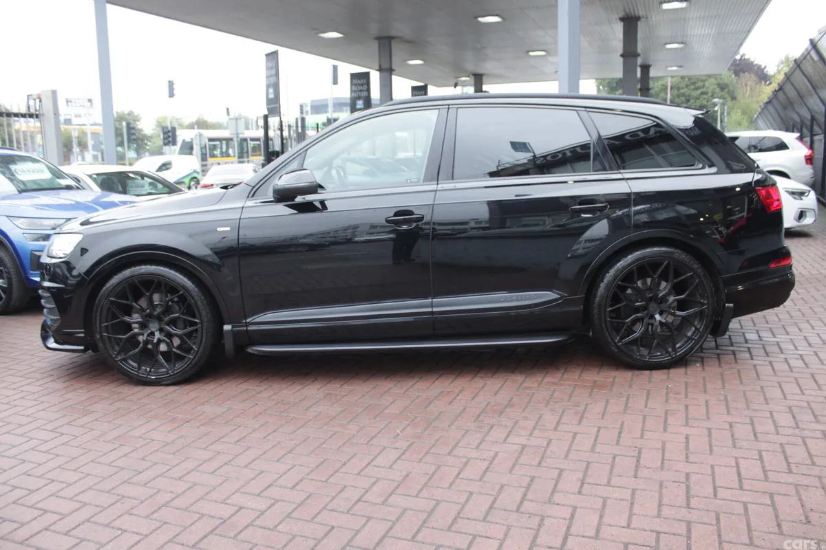 Audi Q7 SUV, Diesel Hybrid, 2019, Black