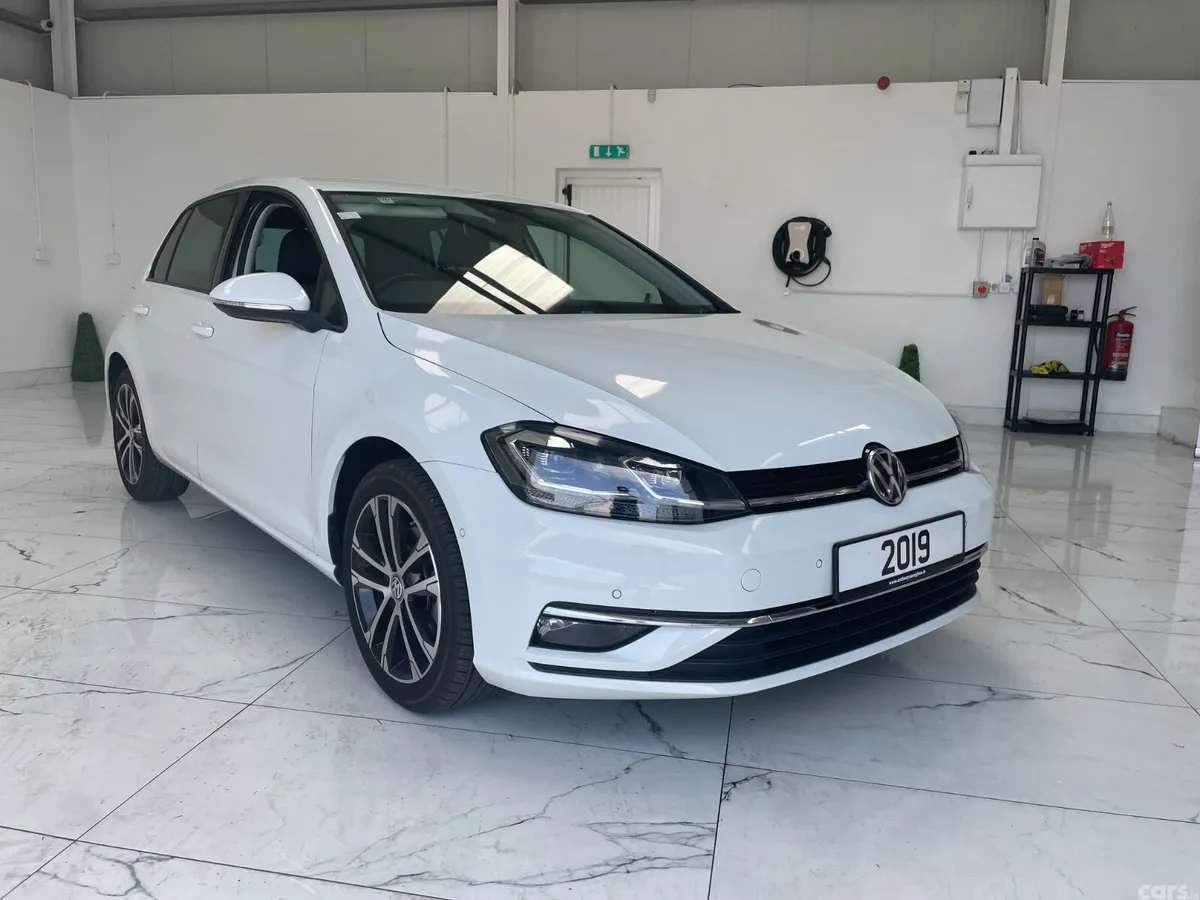 Volkswagen Golf Hatchback, Petrol, 2019, White