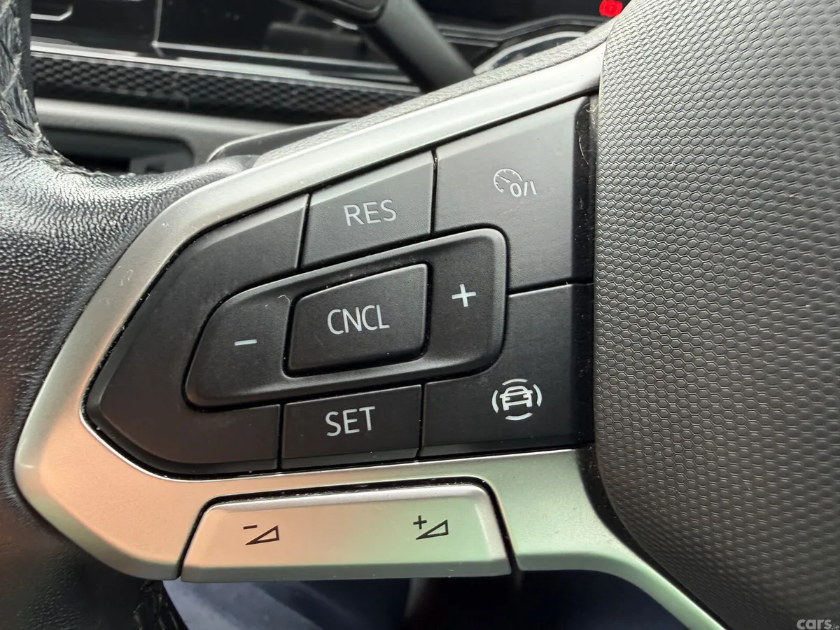 Volkswagen Polo Hatchback, Petrol, 2022, Purple