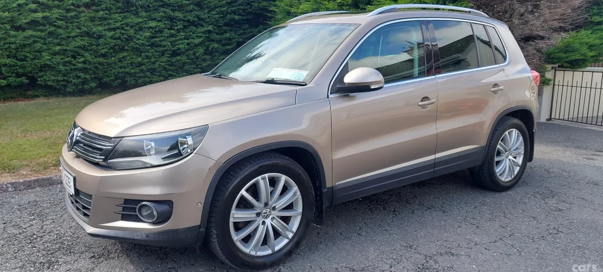 Volkswagen Tiguan SUV, Diesel, 2016, Brown